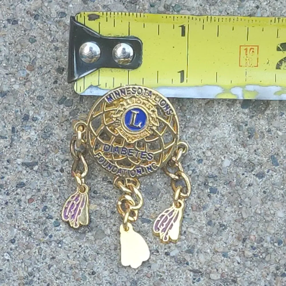 Minnesota Lions Club Diabetes Foundation Dreamcatcher Dangle Enamel Lapel Pin